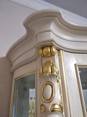 Витрина Изабелла (Карпентер 208) 5 дверная белый с золотом