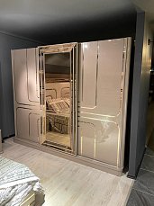 Спальня Сицилия комплект: кровать 180х200 с мягким изголовьем + 2 тумбы прикроватные + стол туалетный с зеркалом + шкаф-купе с зеркалом