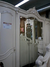 Спальня Лоренцо комплект:кровать 180х200 + 2 тумбы прикроватные + комод с зеркалом + шкаф 5 дверный с зеркалом