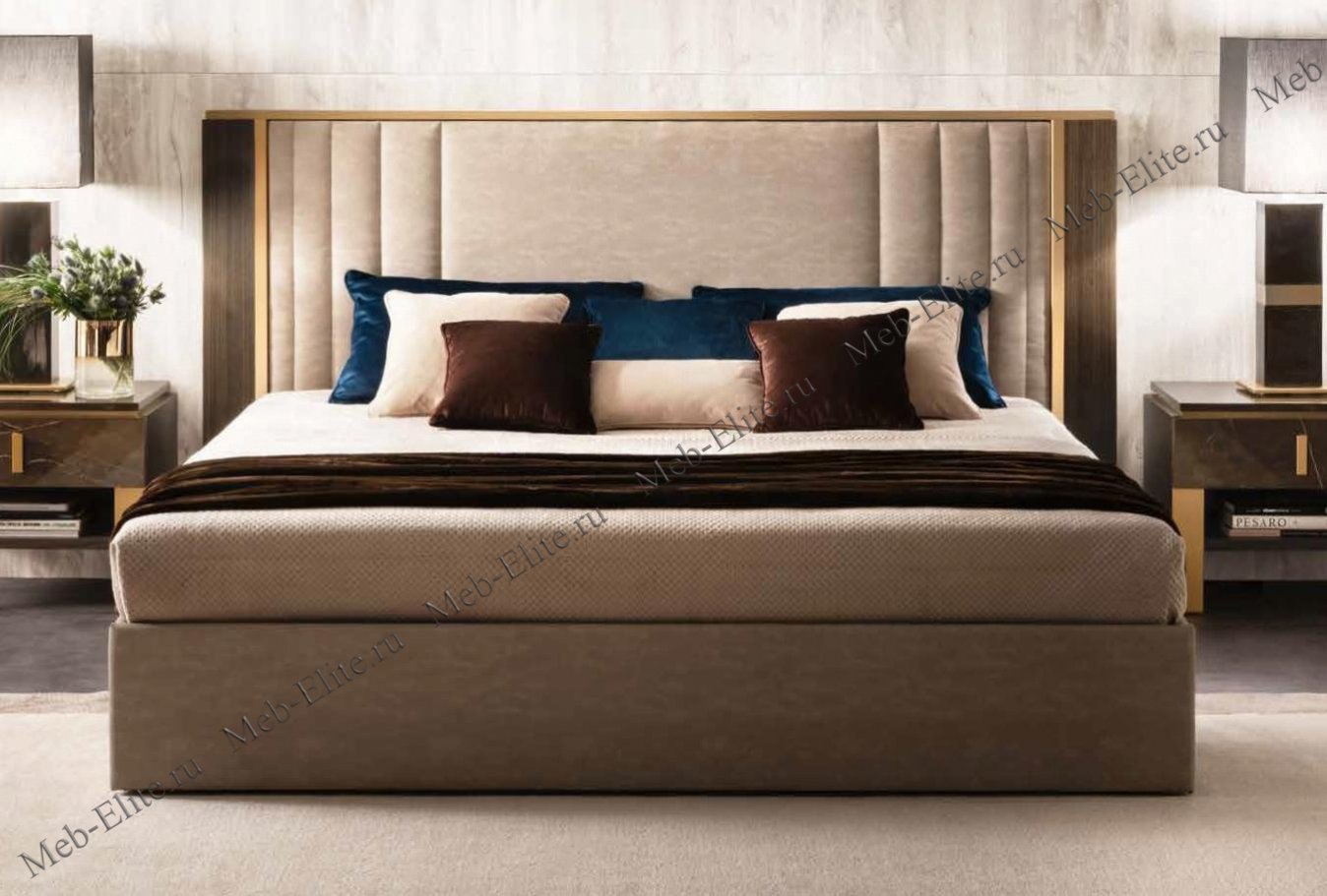 Кровать с мягкими царгами