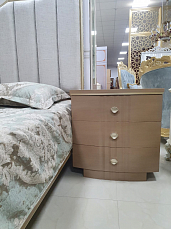 Спальня Лори комплект: кровать 180х200 с мягким изголовьем + 2 тумбы прикроватные + комод с зеркалом + шкаф 6 дверный + пуф